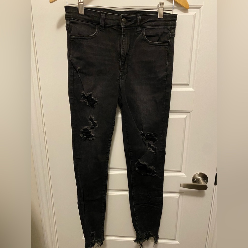 American Eagle black distressed jeans